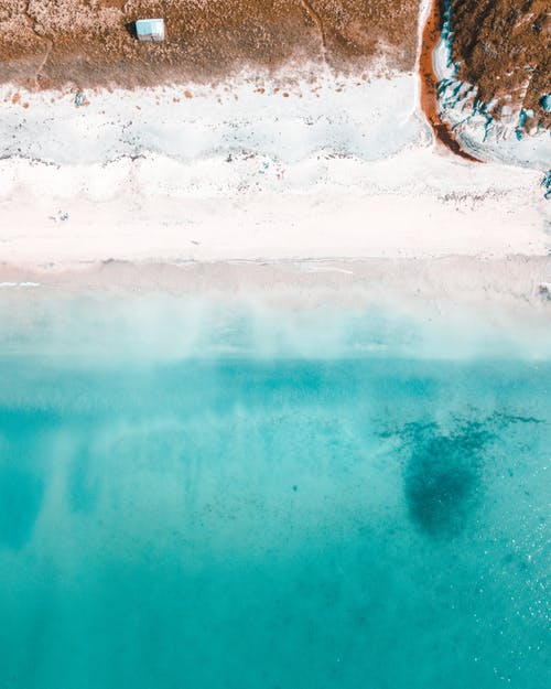 海滩的顶视图照片 · 免费素材图片