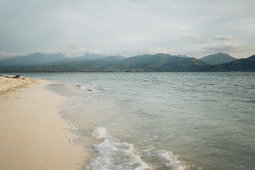 白天海洋风景 · 免费素材图片