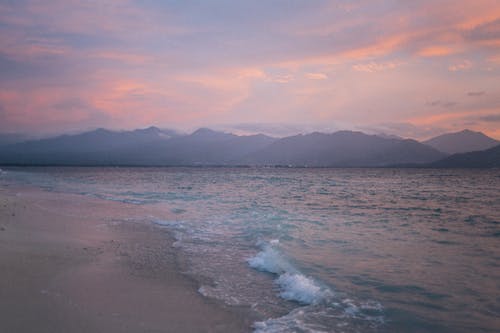 黎明时分海洋风景 · 免费素材图片