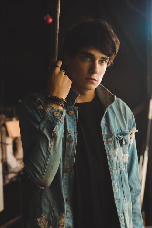 男子持绳 · 免费素材图片