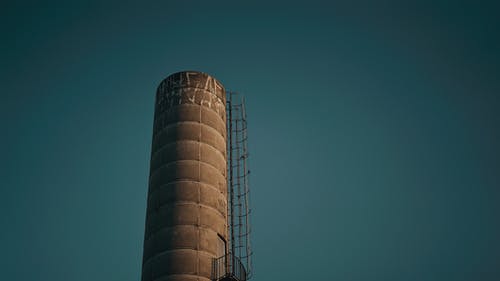 灰色塔 · 免费素材图片