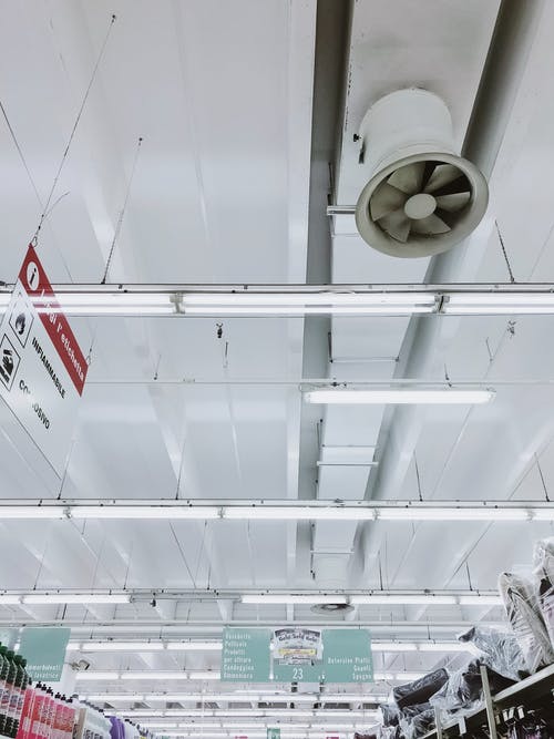 白色排气扇 · 免费素材图片