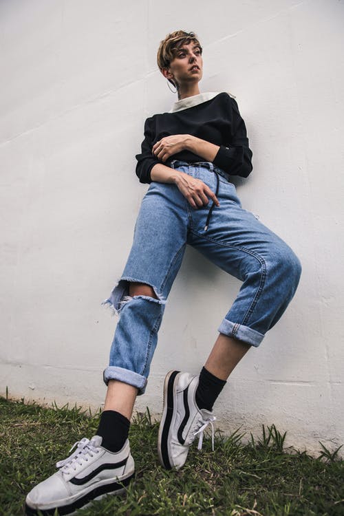 女人的画像 · 免费素材图片