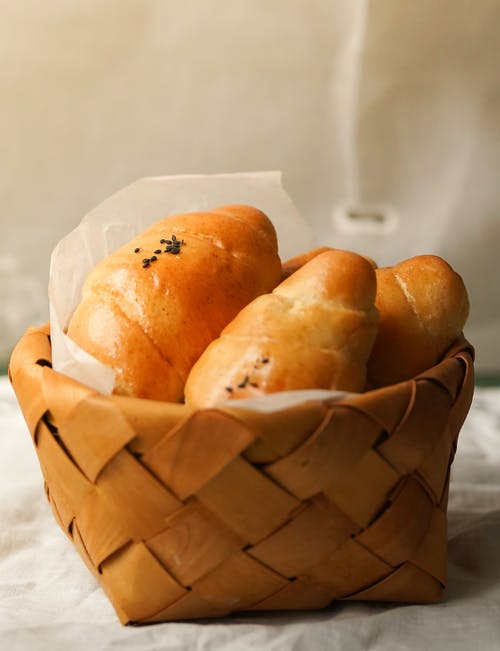 篮烤的面包 · 免费素材图片
