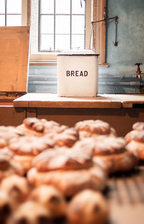 白面包罐 · 免费素材图片