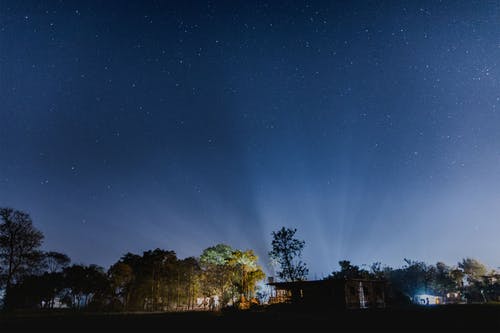 夜间的房子 · 免费素材图片