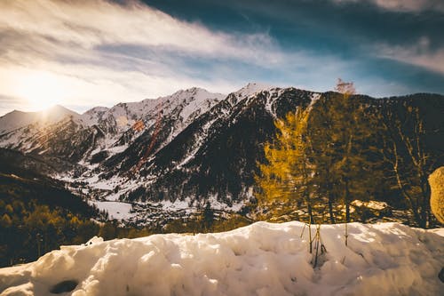 雪山山脉的风景摄影 · 免费素材图片