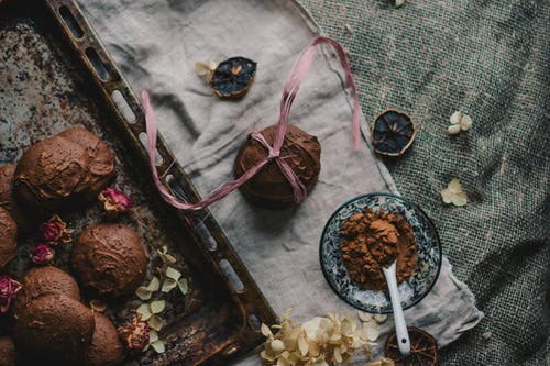 黑巧克力饼干 · 免费素材图片