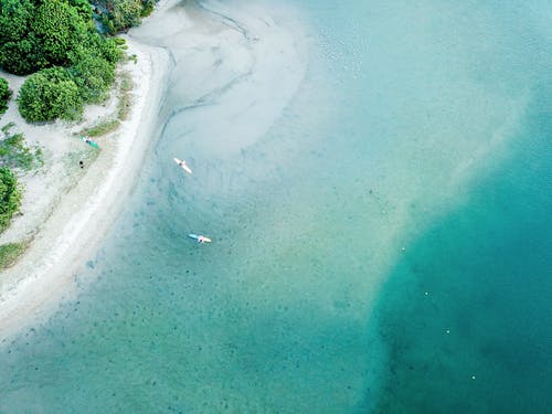 白天海洋鸟瞰图 · 免费素材图片