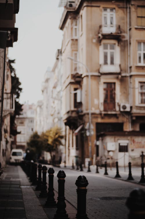 黑金属界标 · 免费素材图片