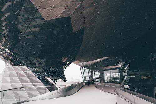 白混凝土路 · 免费素材图片