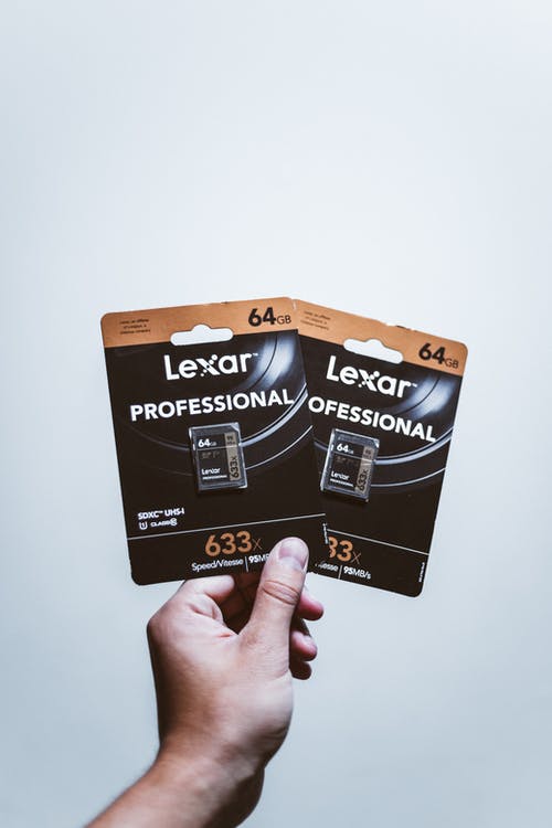 两个lexar 633 Sd卡包 · 免费素材图片