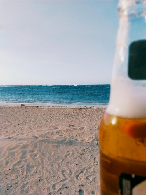 海滨饮料瓶 · 免费素材图片