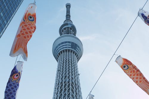 东京晴空塔的低角度拍摄 · 免费素材图片