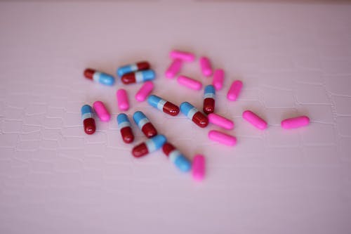 药物胶囊 · 免费素材图片