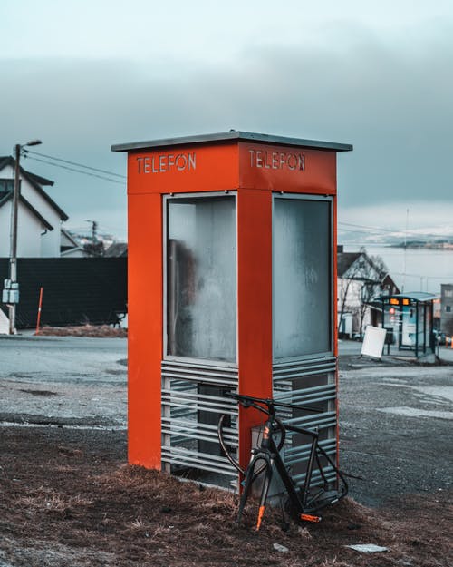 红色电话亭 · 免费素材图片