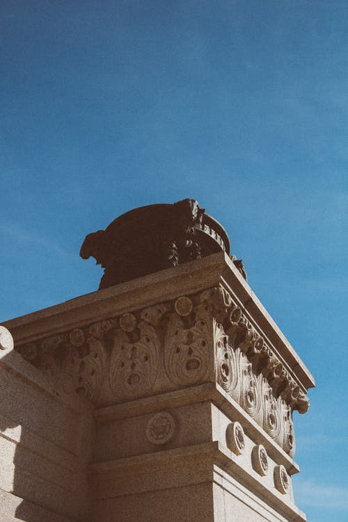 白色和棕色的混凝土墙 · 免费素材图片