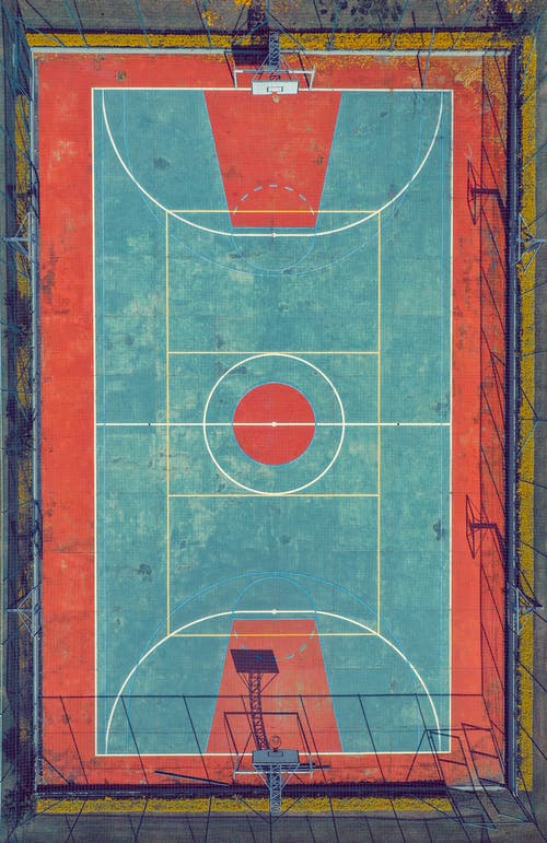 篮球场的顶视图照片 · 免费素材图片
