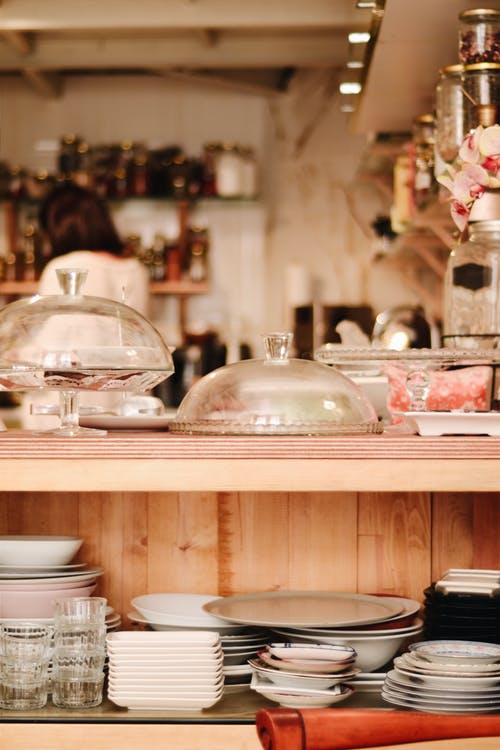 透明玻璃食品盖盖 · 免费素材图片