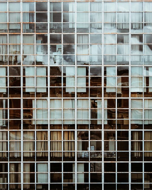 高层玻璃建筑 · 免费素材图片
