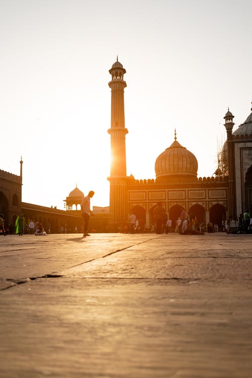 清真寺在日落时的视图 · 免费素材图片