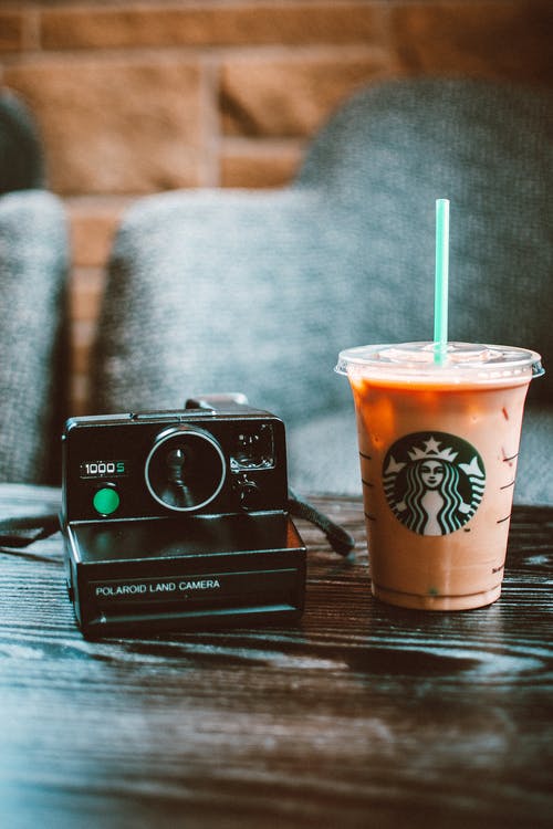 相机附近喝酒 · 免费素材图片