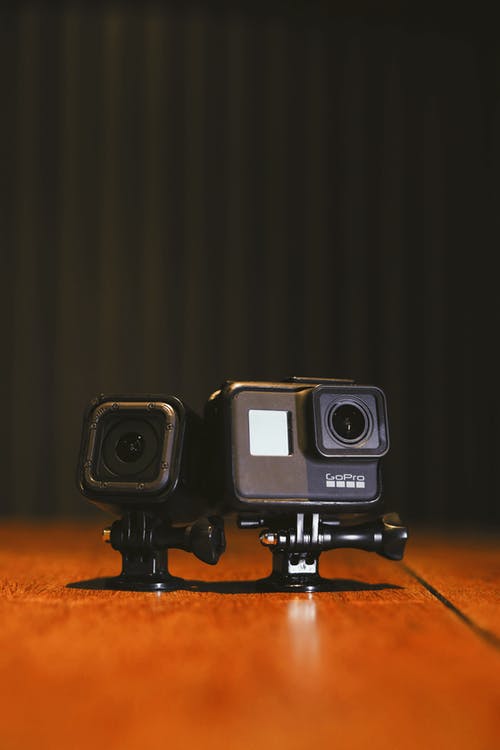 黑色运动相机 · 免费素材图片