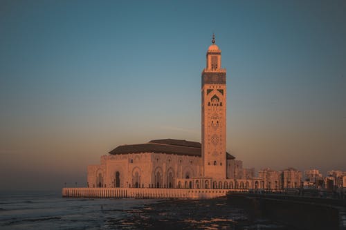 哈桑二世清真寺的建筑摄影 · 免费素材图片