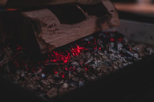 木炭烤架 · 免费素材图片