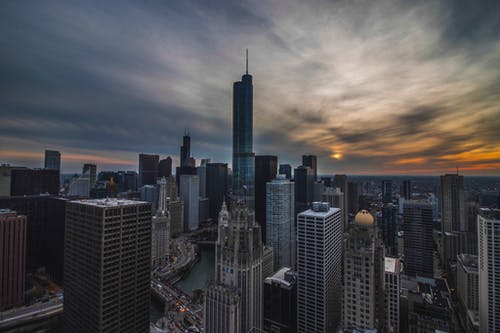 城市玻璃建筑的空中摄影 · 免费素材图片