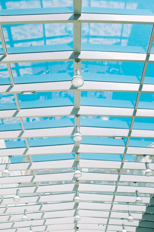 天花板用灯泡 · 免费素材图片