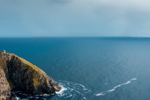 白天的岛屿和海洋 · 免费素材图片