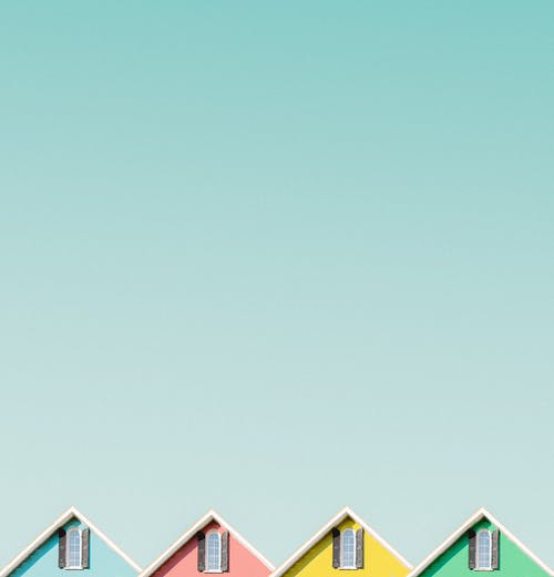 四个色彩缤纷的房子 · 免费素材图片