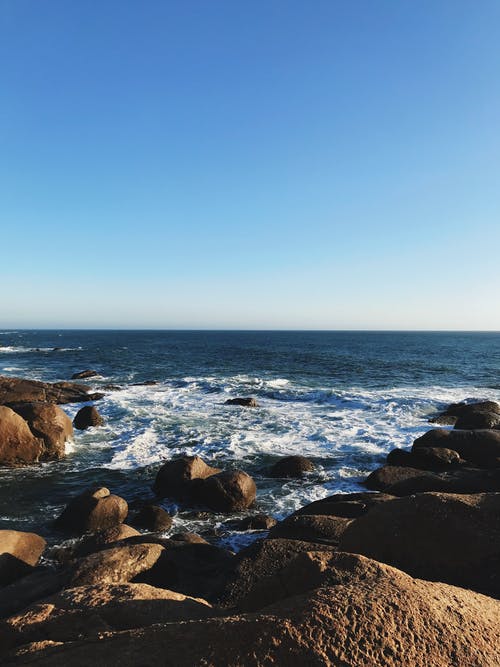 海边岩石的照片 · 免费素材图片