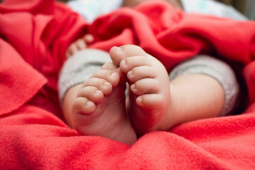 婴儿脚 · 免费素材图片