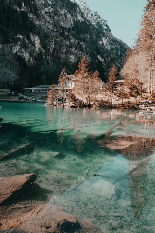 白天湖的风景 · 免费素材图片