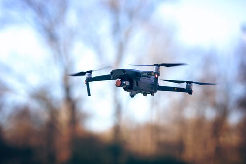 Quadcopter的选择性聚焦摄影 · 免费素材图片