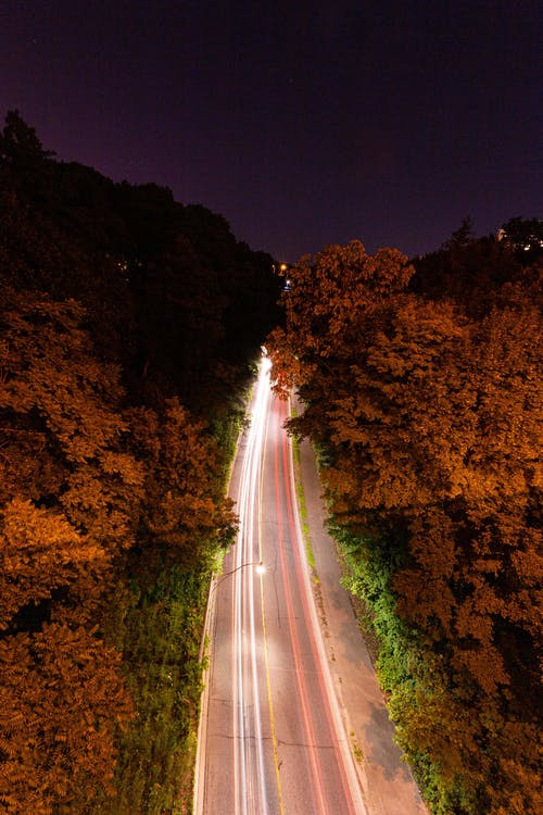 柏油路鸟瞰图 · 免费素材图片