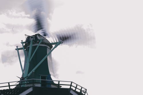 风车的低角度摄影 · 免费素材图片