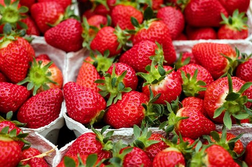 红草莓的特写照片 · 免费素材图片