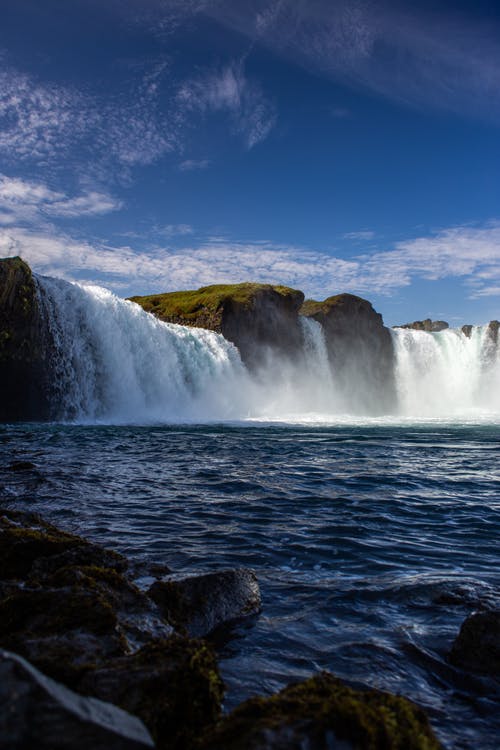 瀑布 · 免费素材图片