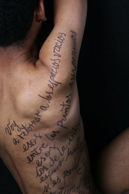 纹身的人的照片 · 免费素材图片