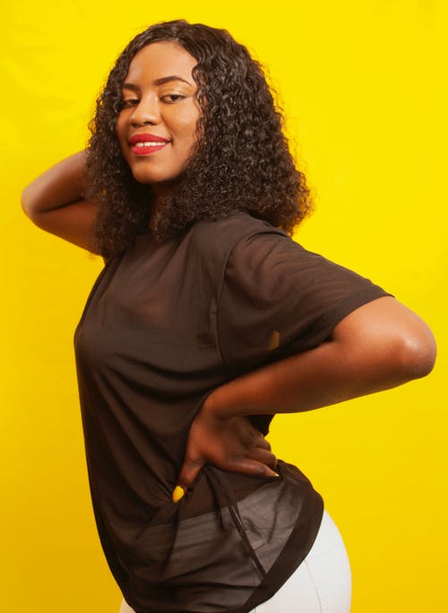 女人穿透明上衣的照片 · 免费素材图片