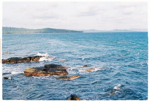 白天海洋风景 · 免费素材图片