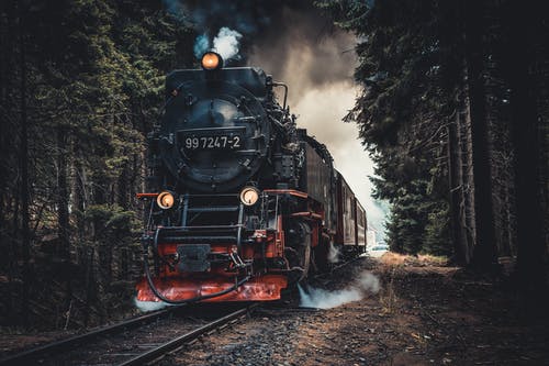 铁路列车 · 免费素材图片