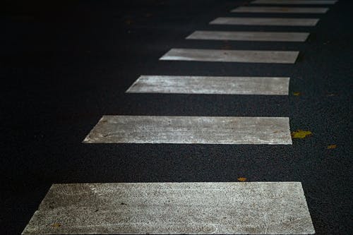 白色短道 · 免费素材图片