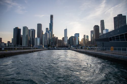 白天城市照片 · 免费素材图片