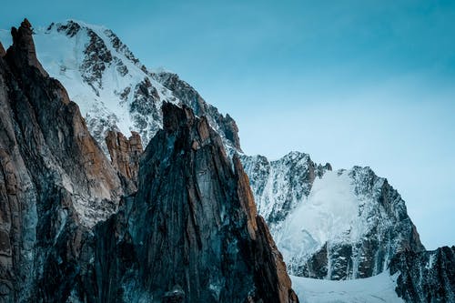 雪山风景照 · 免费素材图片