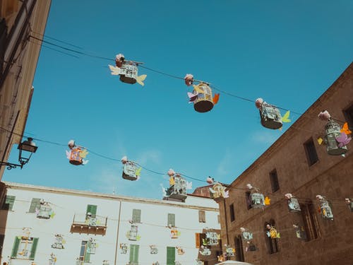 旗布的低角度照片 · 免费素材图片