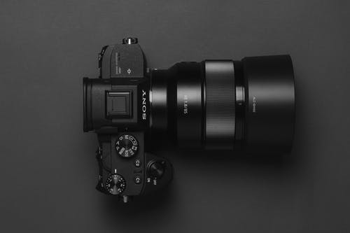 黑色sony Dslr相机 · 免费素材图片
